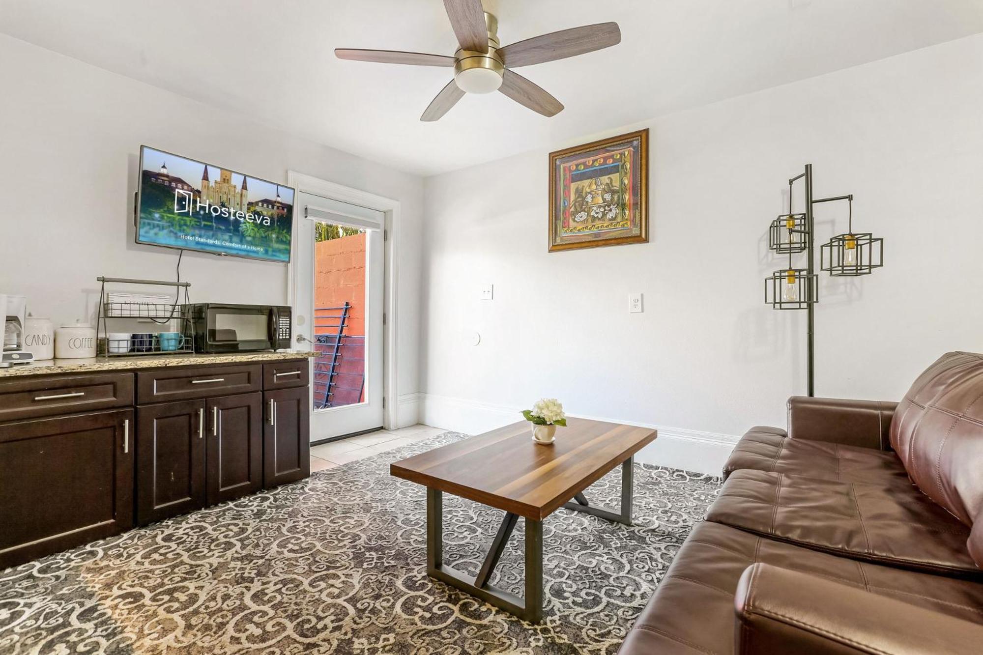 Stylish 4br In Downtown By Hosteeva * New Orleans