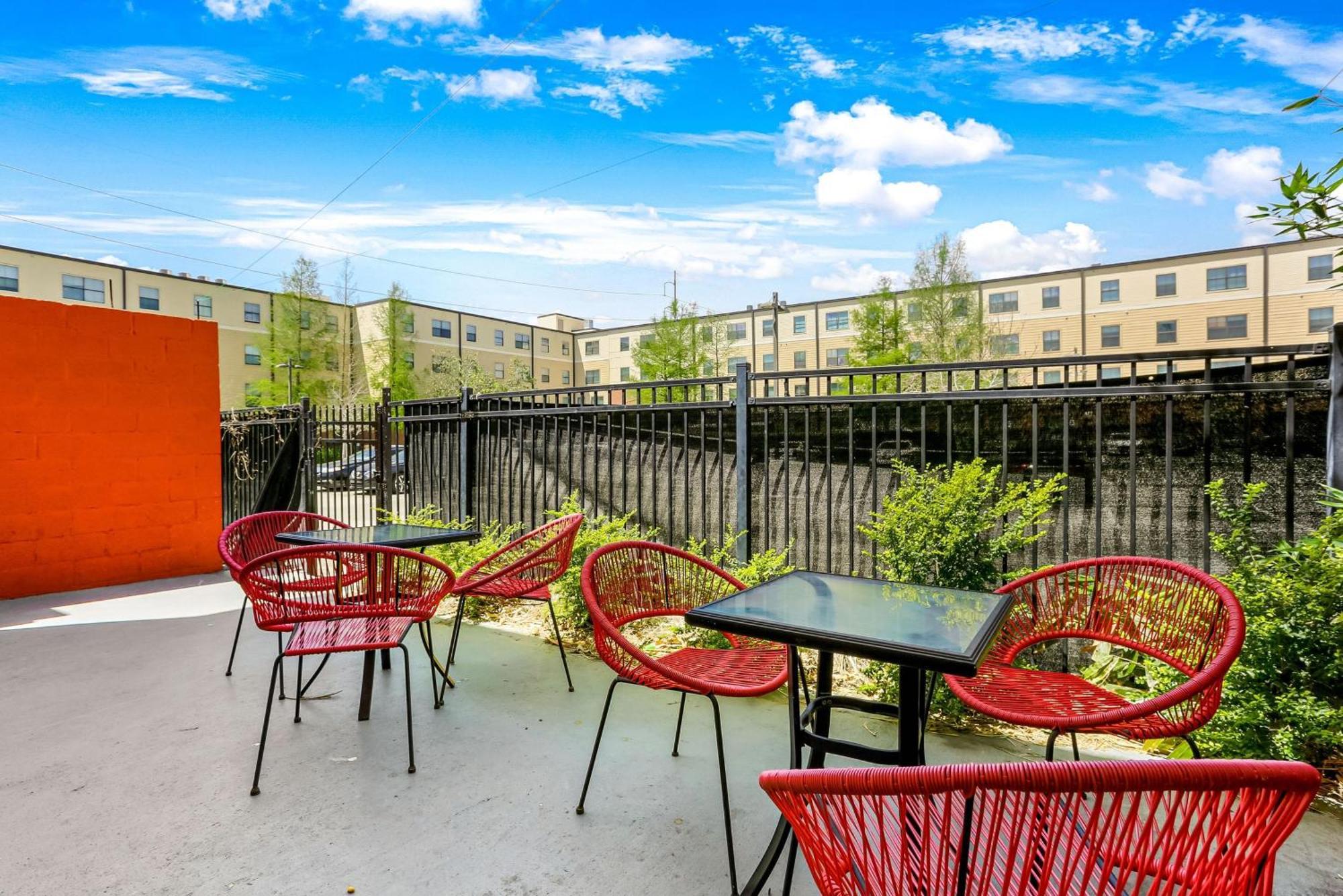 Holiday home Stylish 4br In Downtown By Hosteeva *